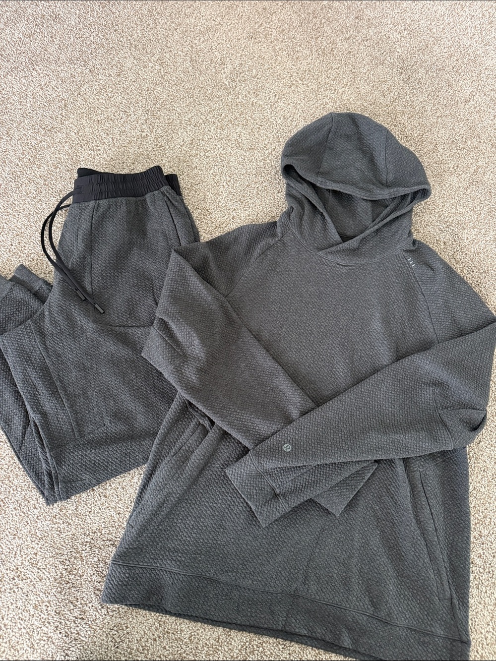 Mens Lululemon At Ease Pullover Hoodie and Sweatpants